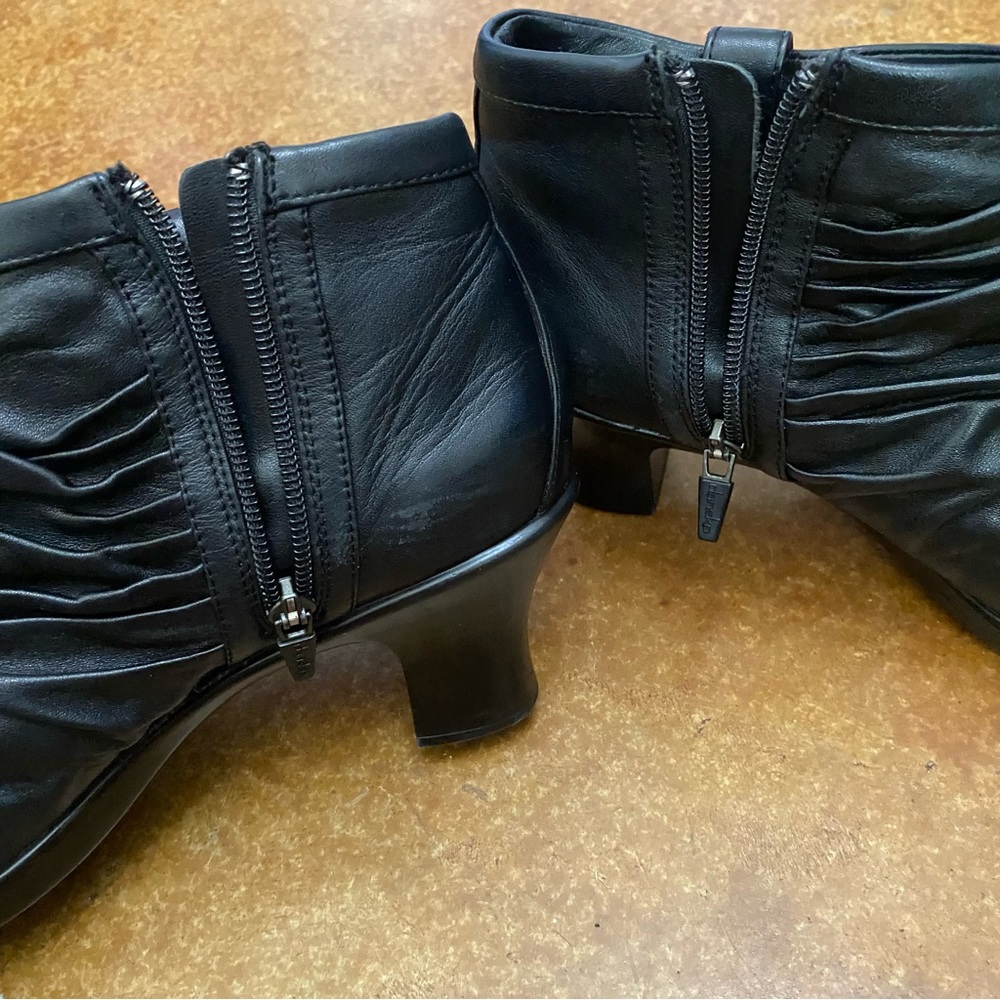 Dansko Heeled Boots Black Runched Buffy Zip Ankle Size EU41 US10 - Picture 9 of 15